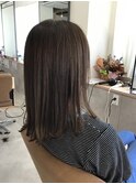 ピスタチオグレージュ