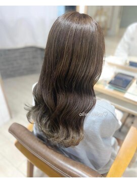 プラグ バイ ネオリーブ(plug by neolive) ショコラアッシュ×髪質改善 [髪質改善/縮毛矯正]オリーブ