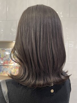 アイヴィ 表参道(IVY) オリーブグレージュくびれヘア【肥田亜沙美】