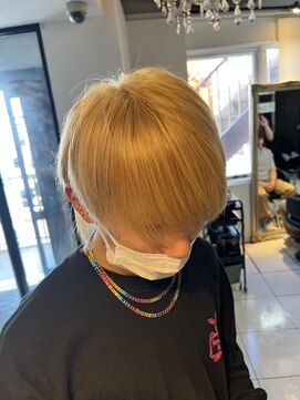 アイズ 海老名(AIZU) メンズウルフ　抜きっぱなしブロンドカラーブリーチカラー