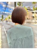 上品で洗練された切りっぱなしボブ