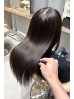 ジーナ 渋谷本店(Zina)&nbsp;★上品なツヤ感◎ミルクチョコレートブラウン【芳賀健吾】