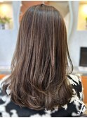 サラツヤストレート・低めレイヤースタイル