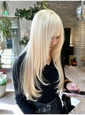 ホワイトブロンド抜きっぱなしブロンドハイトーンロングレイヤー