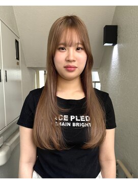 ローレン(LOREN) イメチェン/ホワイトブロンド/外ハネボブ/ワイドバング/栄/久屋