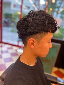 キングスマントーキョー 府中店(KINGSMAN TOKYO) スパイラルパーマ