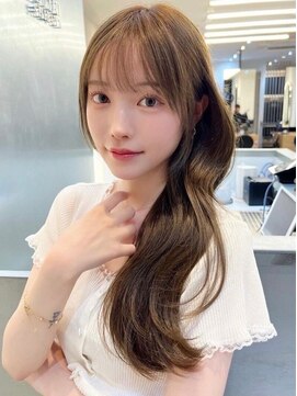 ジーナ 梅田茶屋町(Zina) *ワイドバングミルクティーベージュ*【Zina梅田茶屋町】