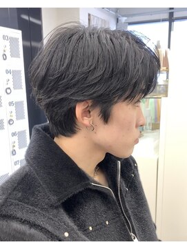 キジ(kiji) メンズナチュラルセンターパートフェザーパーマニュアンスパーマ