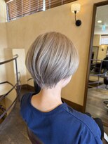 アイム アネックス サラ 八幡店(I'm annex sala) ホワイトベージュ