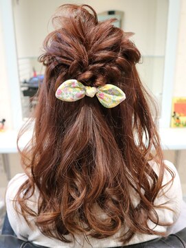 アフラワーヘア(a FLower HAIR) ゆるふわ☆ハーフアップ