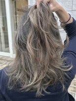 ロエナ(ROENA)&nbsp;外国人風ハイライト&グラデーションカラー