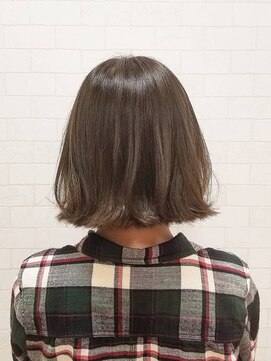 リップソウル(RIP SOUL) 《RIP SOUL》切りっぱなし カーキアッシュ ボブ