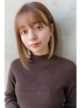 メゾンバイハバナ(maison by HAVANA) 大人かわいいフェザーバングインナーカラーマッシュショートボブ