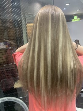 ラフ 難波店(LAFF) #黒髪#ボブルフ#ネビージュ#小顔#ワンレン