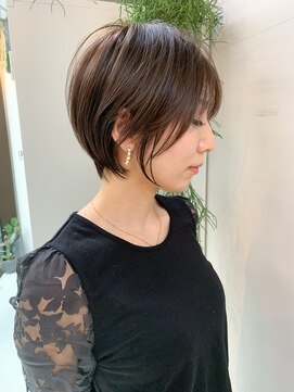 ミィ 表参道(mee.) 【mee.】ハセガワヒトシ　大人柔らか横顔美人ショート