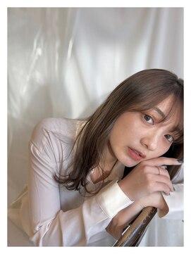 クシェル バイ リリア(kuschel by LILIA.) ナチュラル愛されミディ