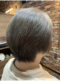 スモーキーアッシュ