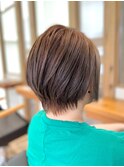 大人ショートボブナチュラルツヤ髪暖色カラー30代40代