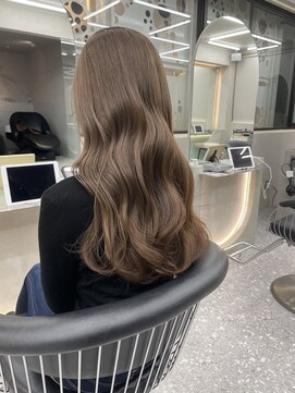 ロンドメリア 天神大名店(Lond Melia) 髪質改善縮毛矯正でツヤサラストレート 髪質改善/艶髪/縮毛矯正/
