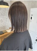 大人女子のぱつっとボブ