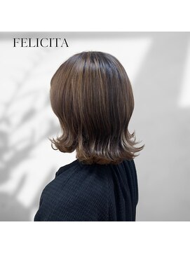 フェリシータ リコルソ(FELICITA RicorsO) 【FELICITA】大人ガーリーチョコレート×小顔カット外ハネボブ