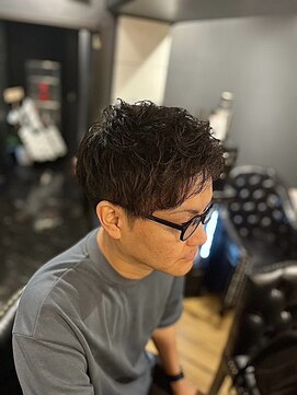 銀座 シノ 本店(shino) 【銀座理容室】ラフ目ショートスタイル