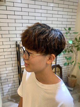 シフト(SHEEFT) メンズ 無造作ニュアンスパーマツーブロックマッシュ ブラウン