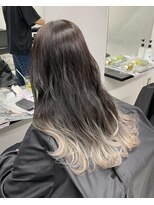 アライブ キチジョウジ(ALIVE Kichijoji) ホワイトベージュグラデーションカラー