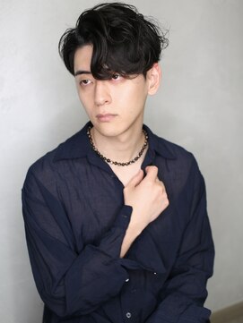 バース(BIRTH) 天神【BIRTH】スペインカール×ブルーブラック×コンマヘア