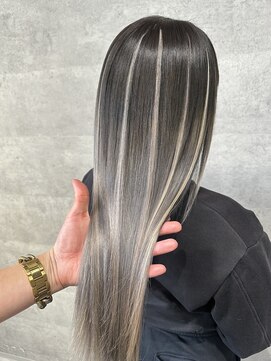 ルイス(L'wis) 【地毛グラデーション】【エクステでハイライト】