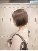 ボブカット/切りっぱなしボブ/グレージュカラー/赤み消しカラー