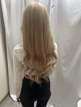 スリーク(Sleek) ミルクティーベージュ【岡山/シールエクステ/ハイトーン】