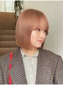 ミルクティーピンクアッシュカラータッセルボブ前下がりボブ