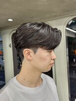 ニコ トウキョウ ロジック(nico TOKYO Logic)&nbsp;刈り上げセンターパートテーパーフェードカットニュアンスパーマ