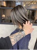 ハイライト、バレイヤージュ、切りっぱなしボブ、ケアブリーチ