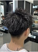 刈り上げスパイキーショート