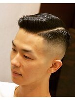 バーバースタイルズ本厚木店 メンズ専門サロン(床屋) ポンパドール×ハードパート <理容室> <本厚木>