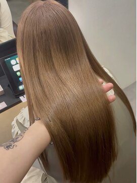 モア(moa) milk tea beige