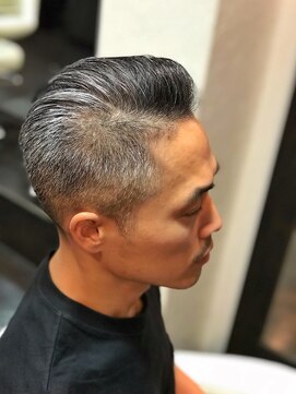 オムヘアーバイグルーマーズ(HOMME HAIR by GROOMER/S) #oldstyle #barber #ポンプスタイル #hommehair2nd櫻井