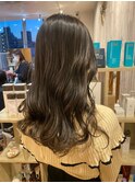 【Zina】カーキグレージュ/フェザーバング/20代30代40代