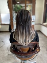 ヤソ(yaso)&nbsp;ウルフカット　×  ミルクティーベージュ