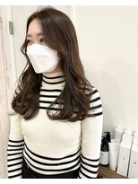 カミエ(kamie)&nbsp;＊オリーブベージュ 透明感 ロングヘア 三宮美容室 神戸