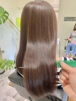 フイ(HUI)&nbsp;★縮毛矯正ロング♪コスメストレート髪質改善ココアベージュ