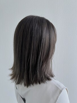 ゴットフロー(GOTTO FLOW) 大人カラー/グレージュカラー/外ハネボブ/切りっぱなし/透明感