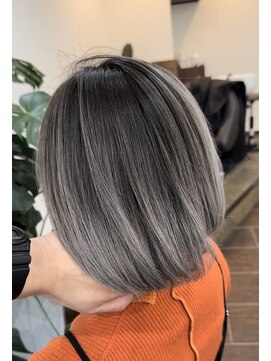 エーケイ(AK) バレイヤージュ×ボブ