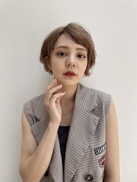 エイチ(H eitf) 原宿H[eitf]エイチ かき上げショートボブ