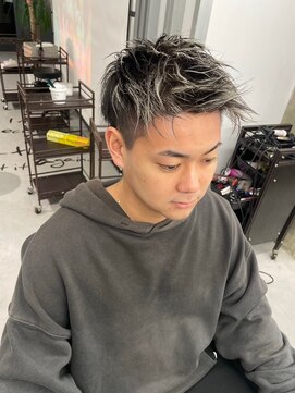 メンズサロン キング 梅田店(Men’s salon K!ng) 波巻きツイストスパイラルパーマ/フェザーパーマ/眉毛/メンズ