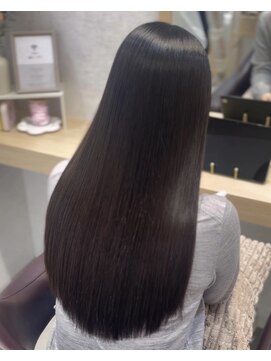 レンテ 千葉(LENTE) 地毛より柔らかく艶やかに！ダメージレスな髪質改善縮毛矯正