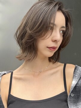 トルネード(TORNADO) 外国人風カーテンバング大人レイヤーボブ レイヤーカット A1006