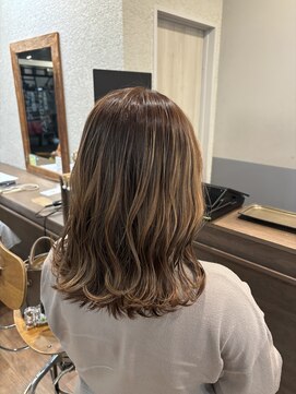 ハロ 蕨(HALO) ハイライトブラウンベージュ【阿部佑香】